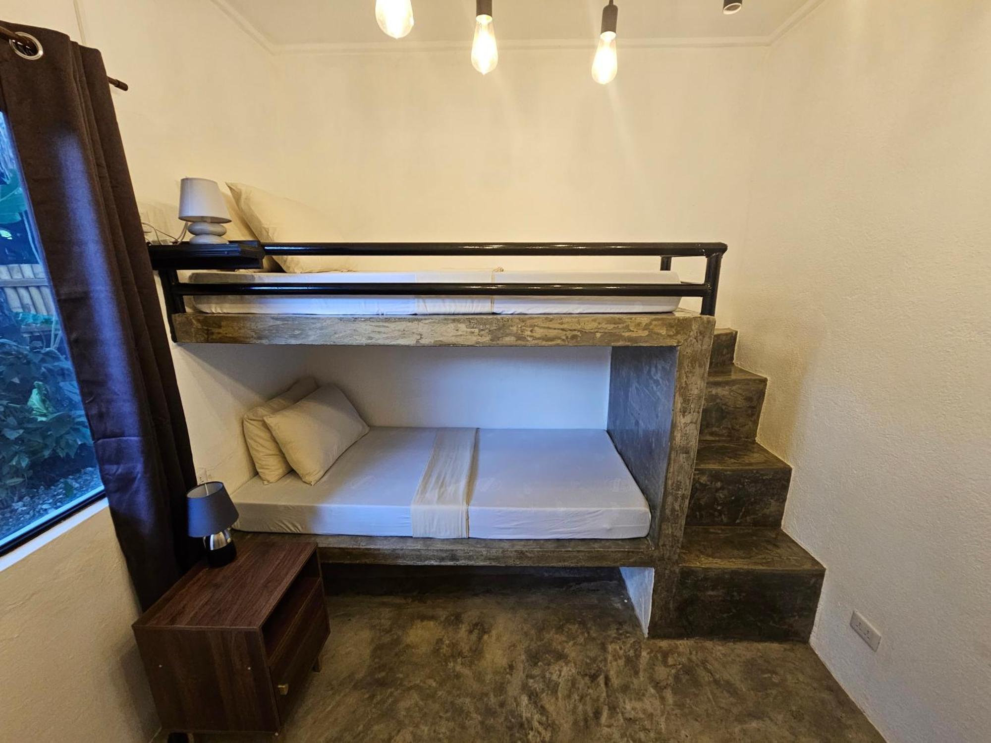 Crazy Bears Hostel Moalboal Extérieur photo